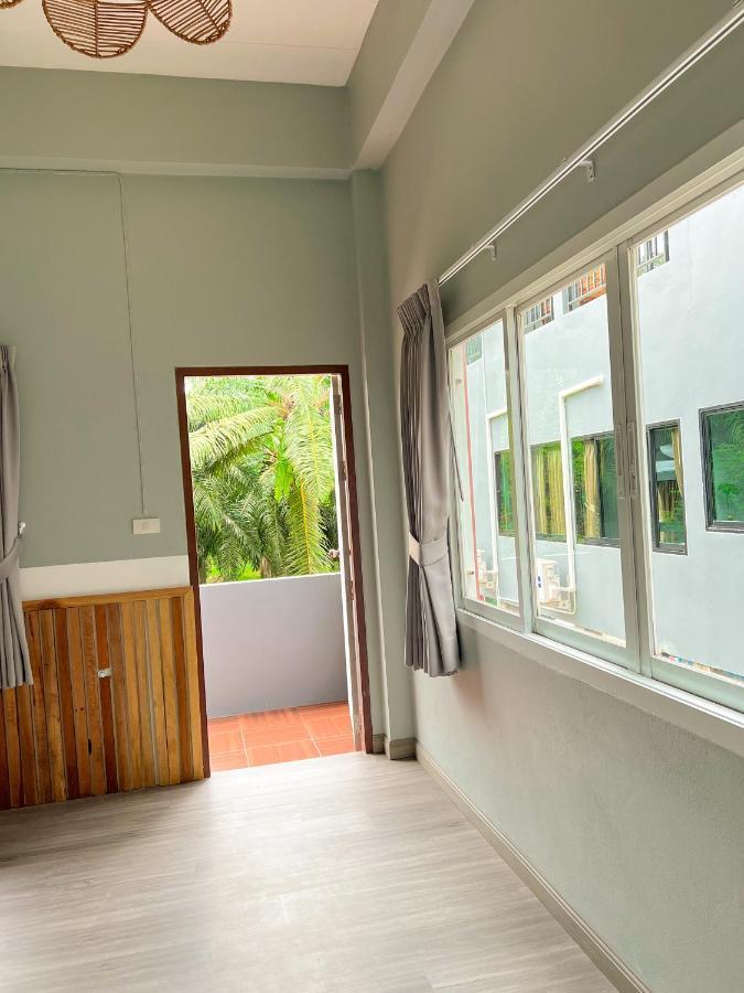 Private Room With Share Bathroom At Little Wild House Khaosok Khao Sok National Park Exteriér fotografie